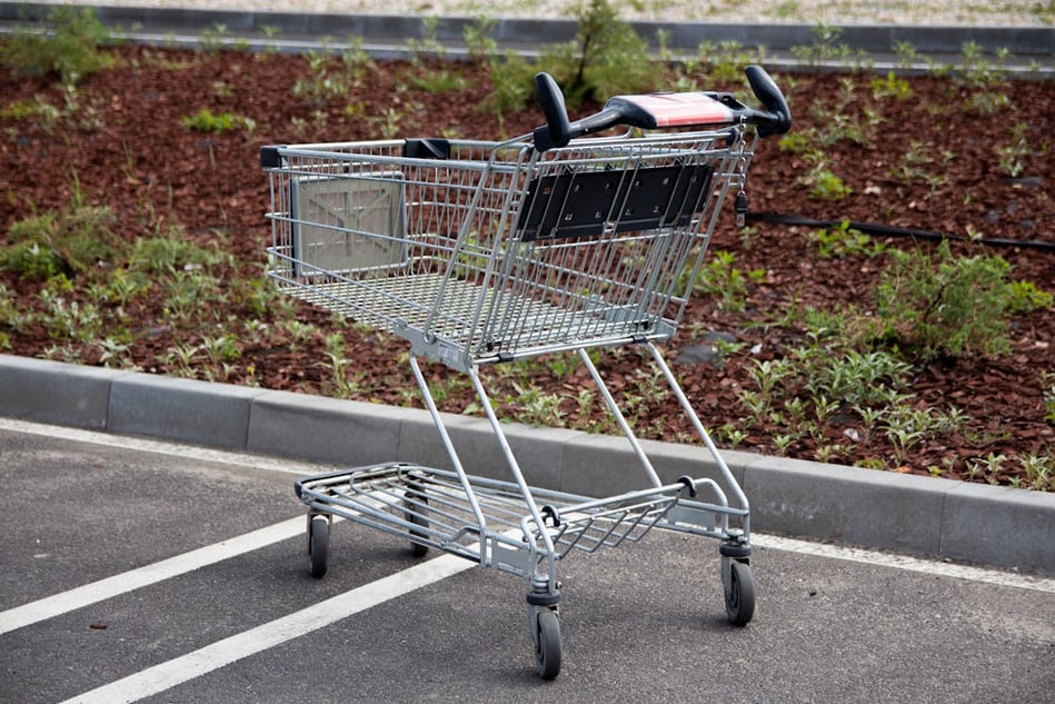 17 statistics revealing why B2B buyers abandon carts without net-terms options