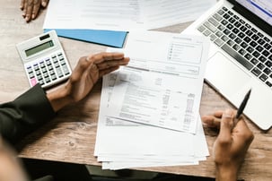Accounts Receivable Turnover Ratio: Formula, Benchmarks & KPIs