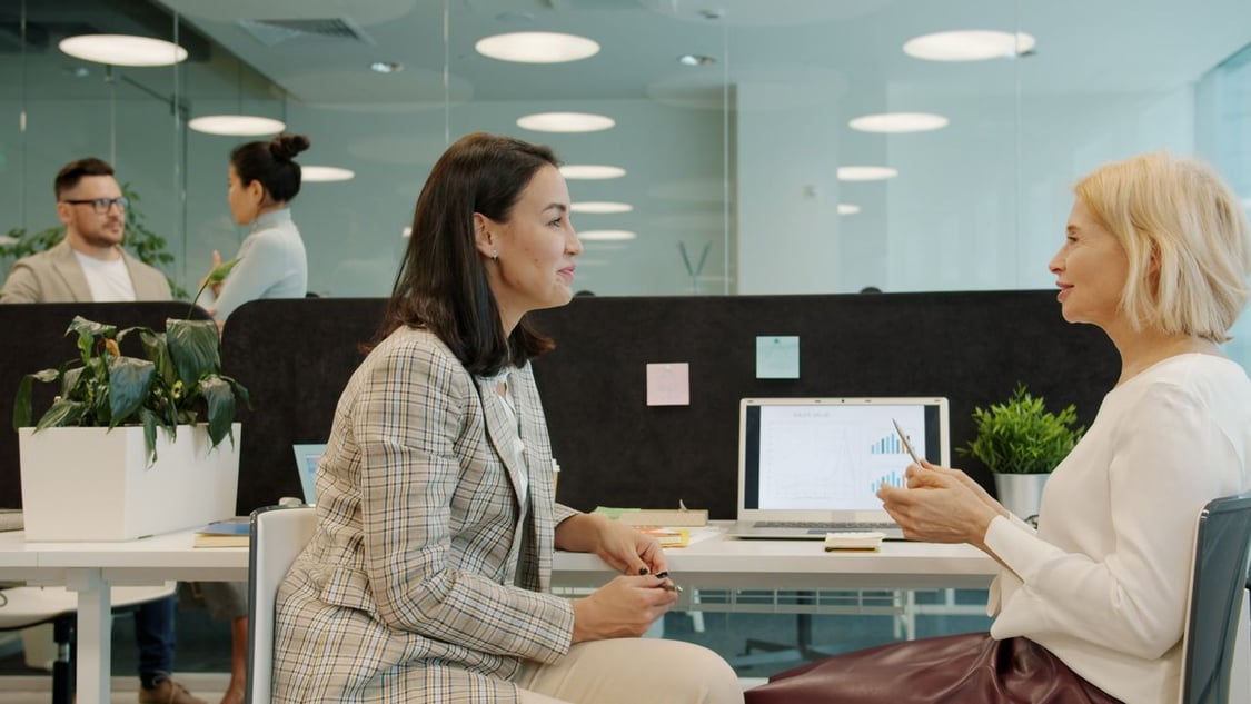 Agentic vs. Automated Collections: Rules vs. AI Agents
