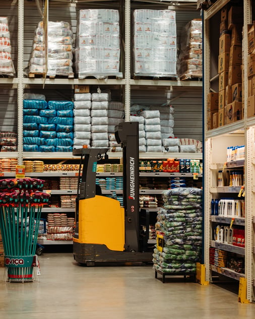 Average DSO for Janitorial and Sanitation Supply: Industry Benchmarks for 2026