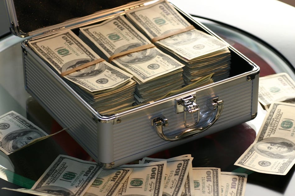 7 Best Alternatives to Traditional Net Terms — 2025