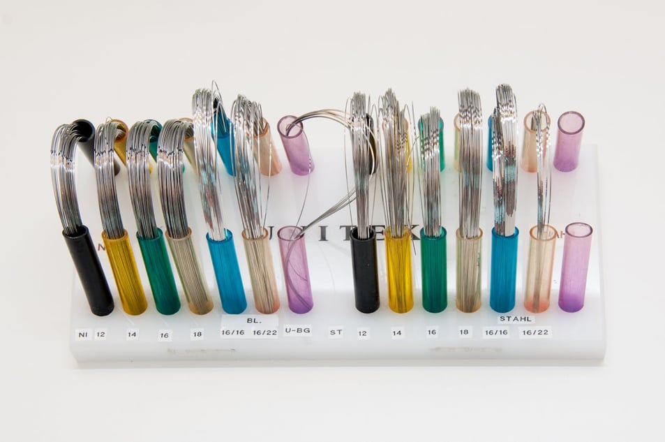 Best Invoice Factoring Companies for Dental Equipment & Supplies Distribution