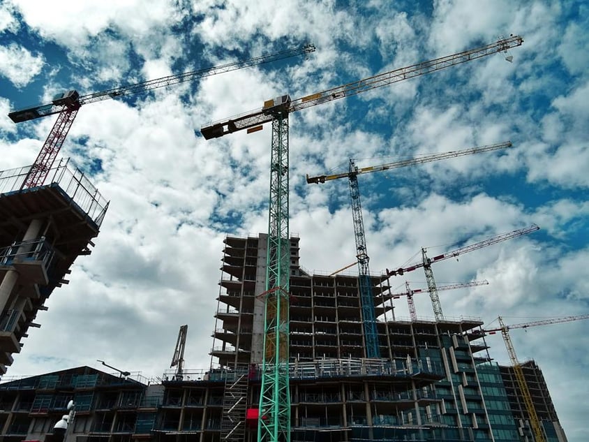Factoring for Construction Companies - 2025 Guide