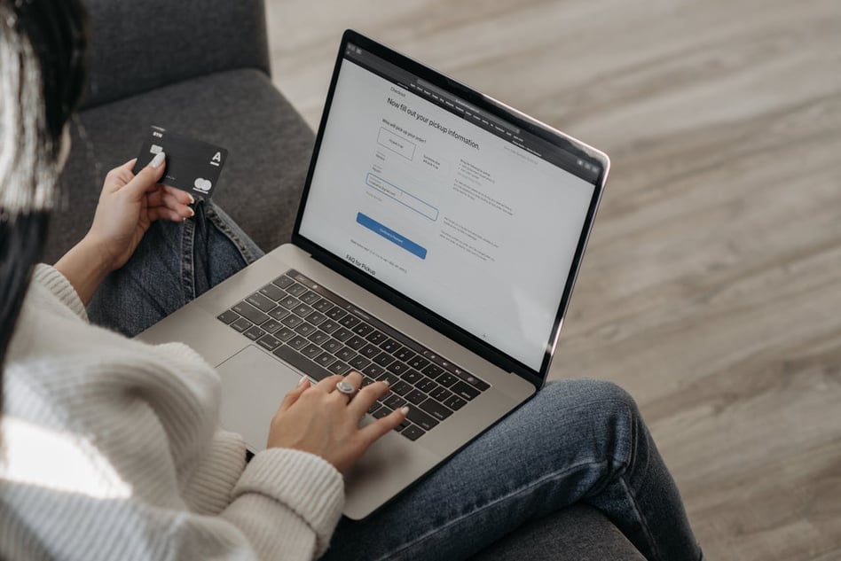 How B2B Suppliers Can Maintain Brand Control With White-Label Payment Portals