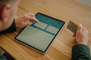 How Distributors Can Offer Multiple Payment Methods Through One Platform