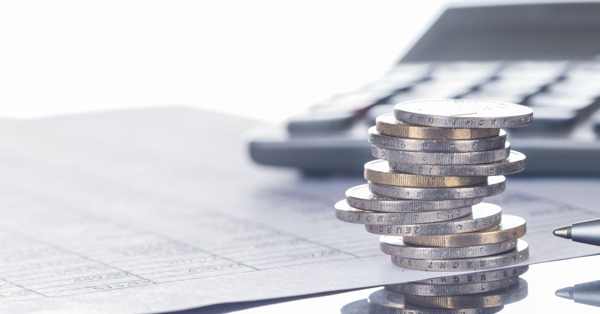 Are Invoice Factoring Rates Worth the Cash Flow Fix?