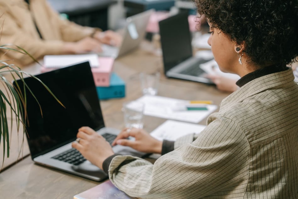 Invoiced Reviews 2026: Features, Use Cases, and Alternatives