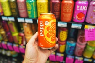 Poppi's Retail Expansion: How DTC Beverage Brands Manage Wholesale Payment Terms