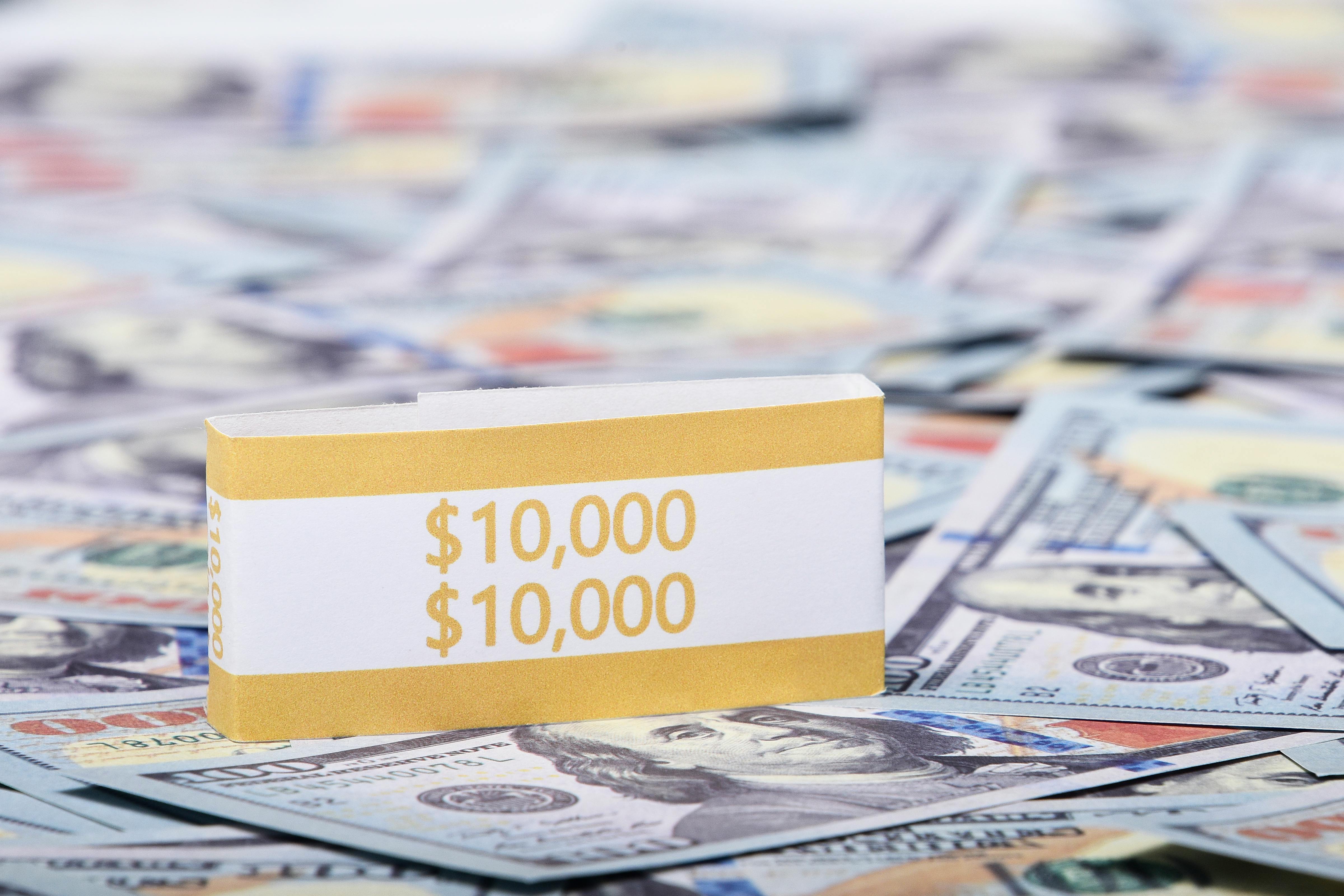 12 statistics illustrating concentration-risk thresholds lenders watch