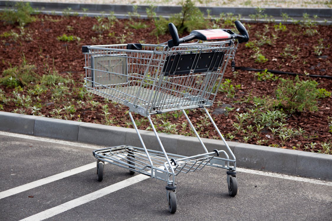 17 statistics revealing why B2B buyers abandon carts without net-terms options