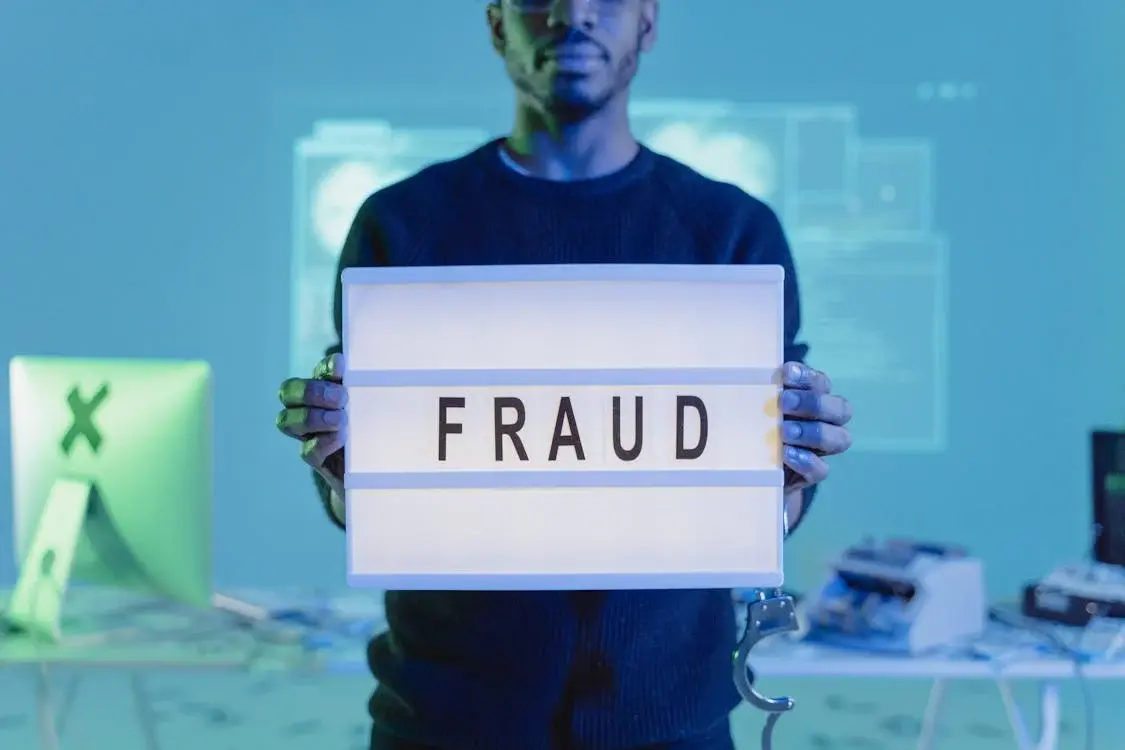 23 statistics that highlight fraud risk in manual credit approvals
