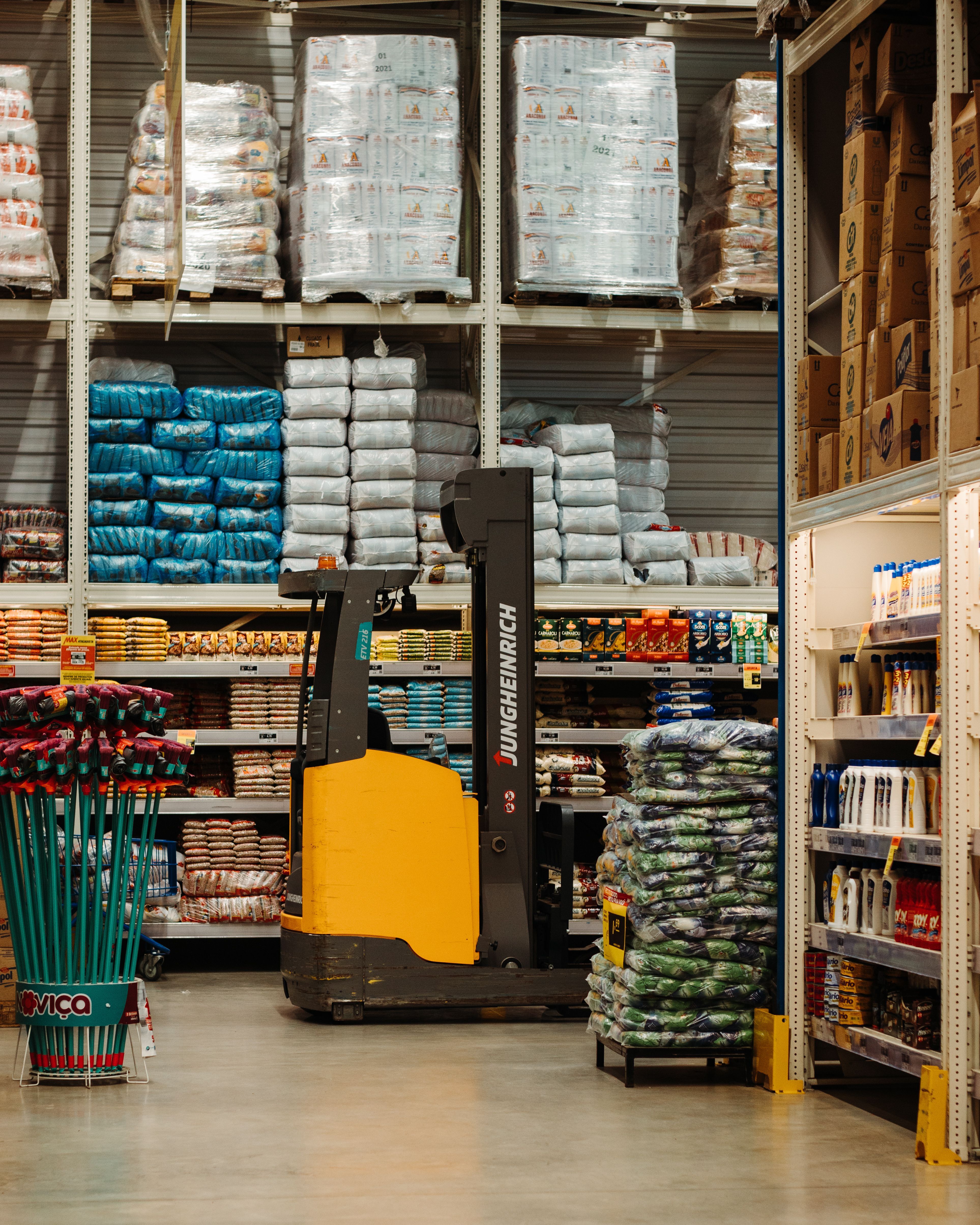 Average DSO for Janitorial and Sanitation Supply Industry Benchmarks for 2026