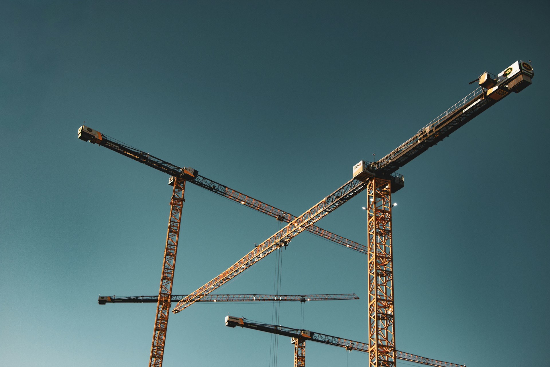 Best B2B Payment Platforms for Building Materials Manufacturing