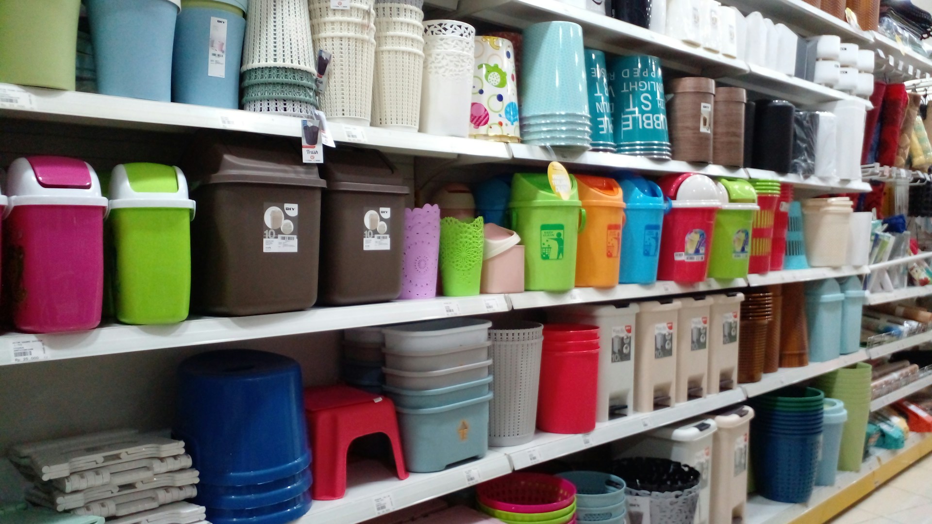 Best B2B Payment Platforms for Plastics & Rubber Manufacturing