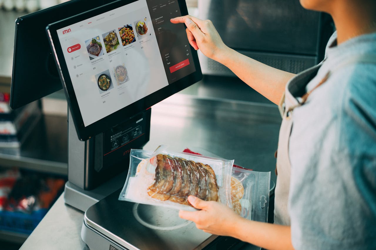 Best B2B Payment Solutions for Specialty Food Distributors in New York