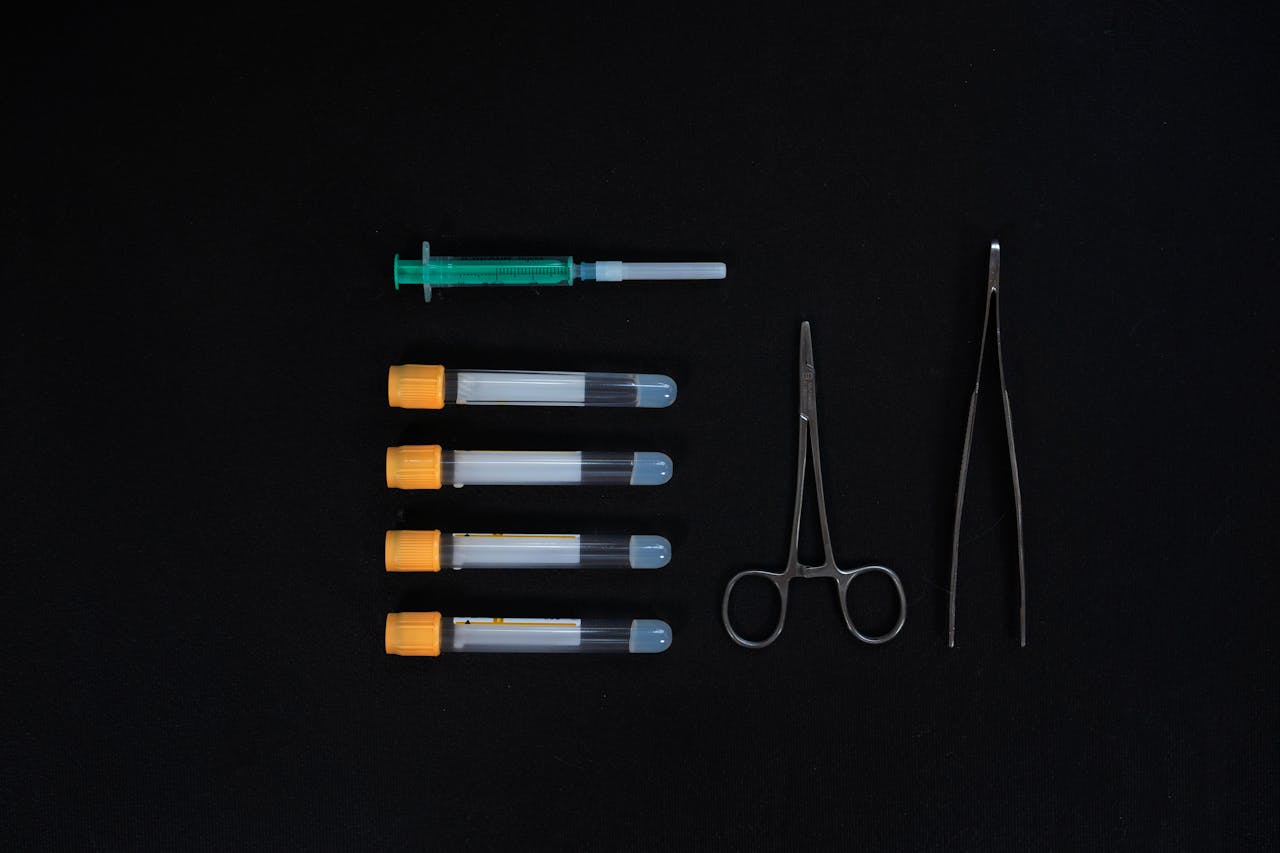 Best Invoice Factoring Companies for Laboratory Supplies Distribution