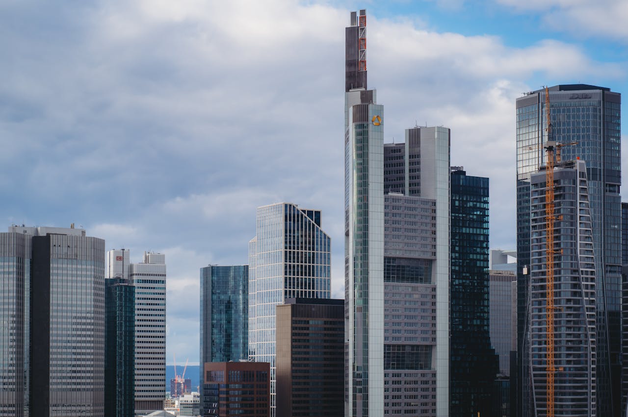 Fora Financial Reviews 2026 Requirements & B2B Alternatives