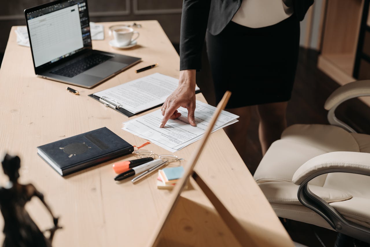 FundThrough Reviews 2026 Best Alternatives for B2B Suppliers