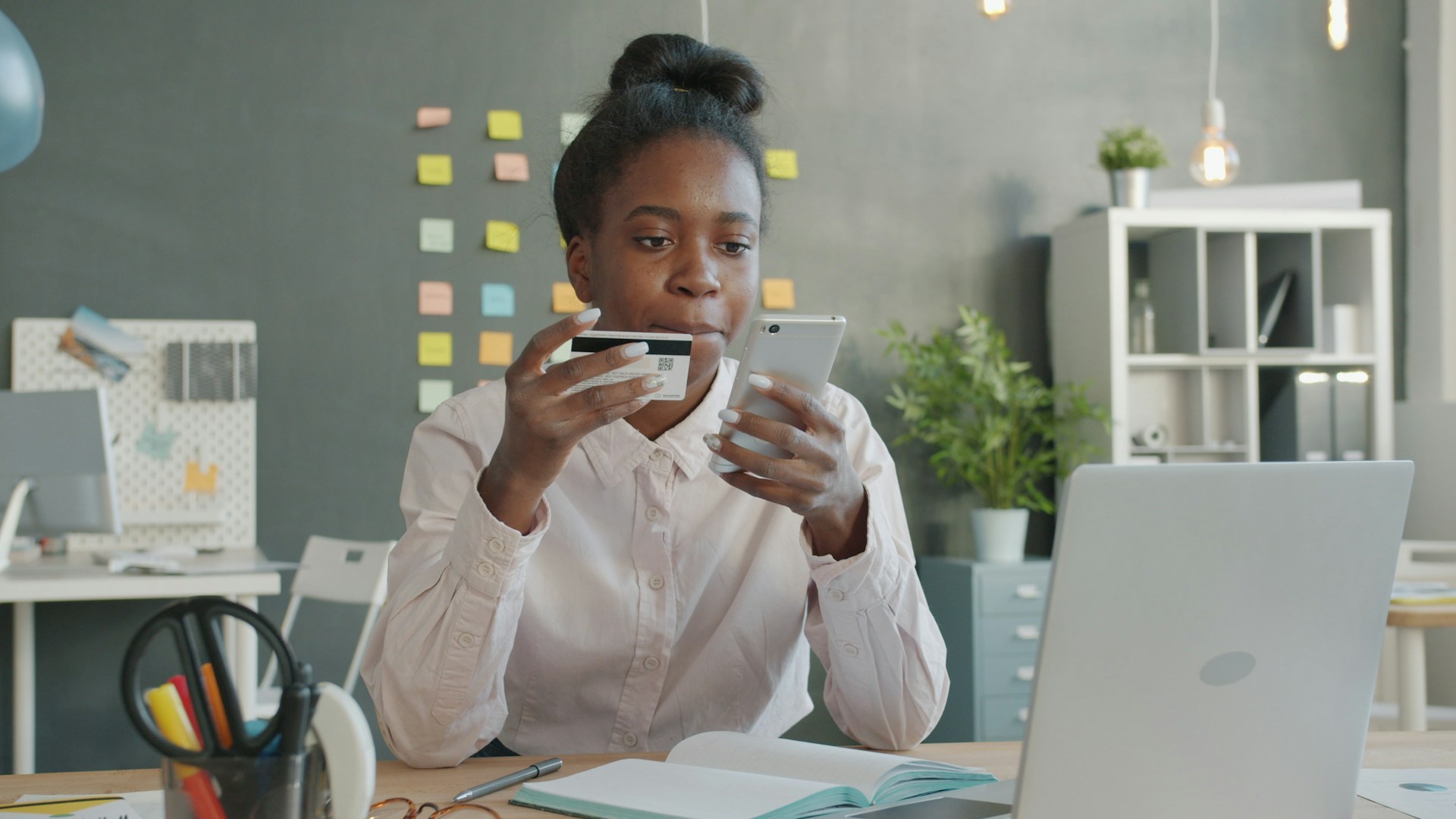 How to Automate B2B Invoicing on WooCommerce: 2026 Guide