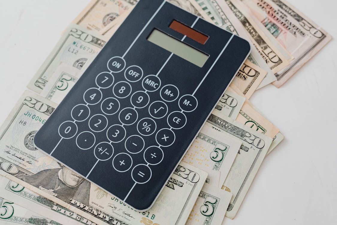 What is Notification vs Non-Notification factoring and why it matters?