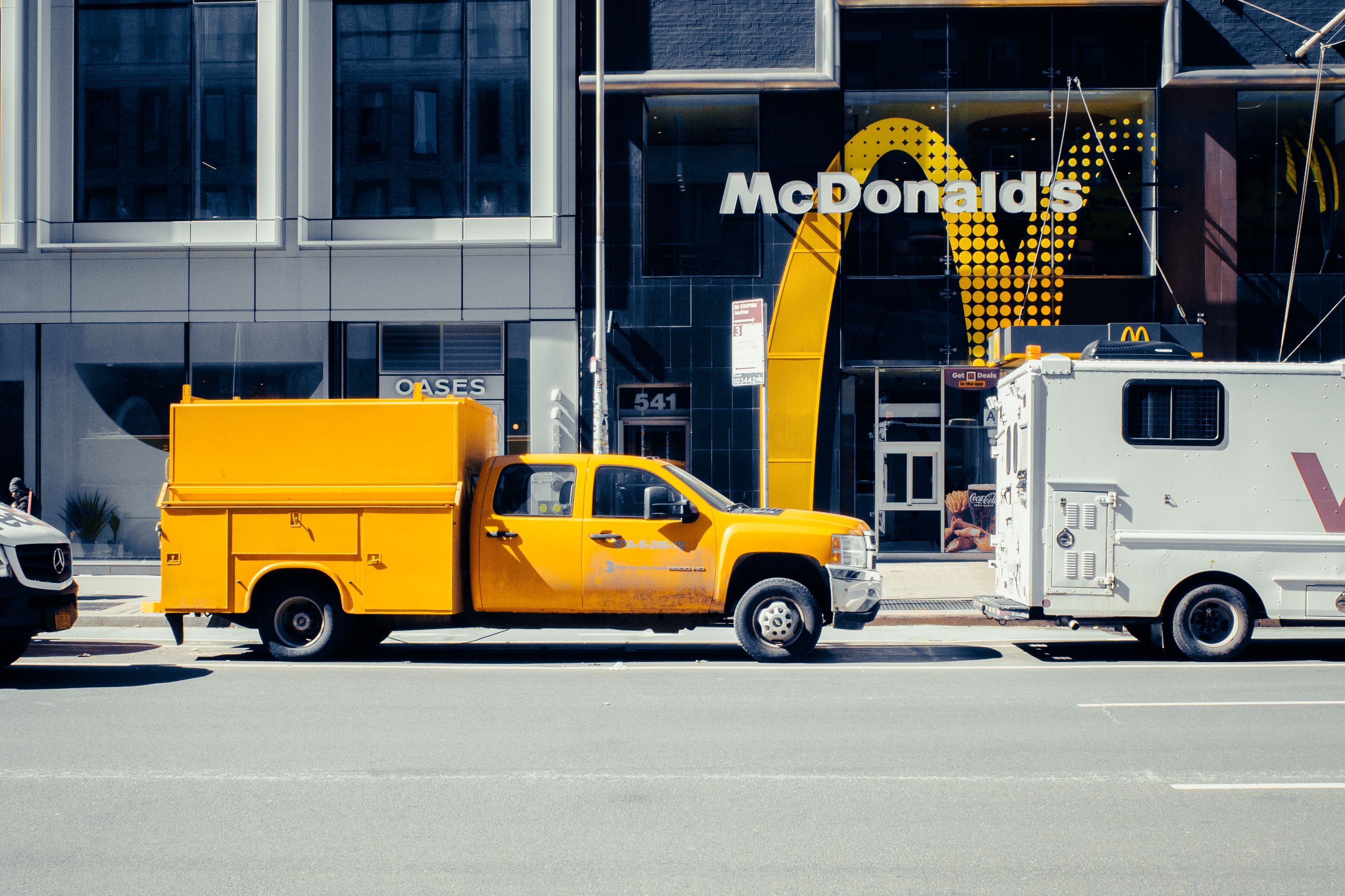 McDonald's Cash-Flow Discipline: How Franchise Billing Keeps DSO Low