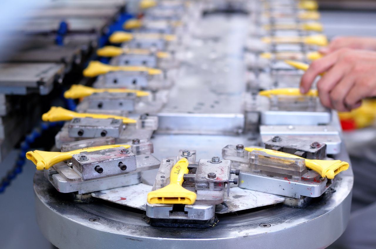 AR Management for Plastics and Rubber Manufacturing Companies: 2026 Guide