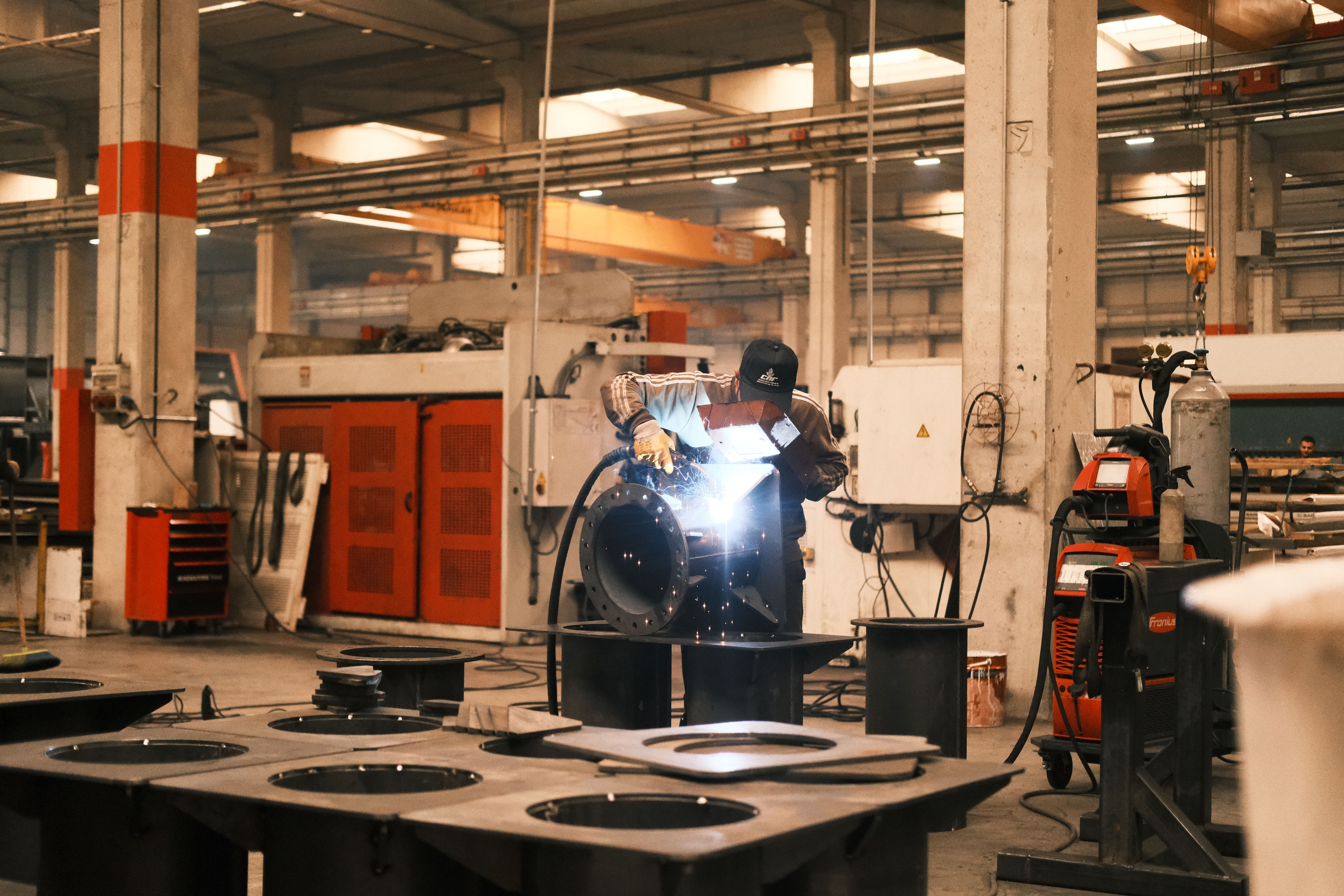 Average DSO for Metal Fabrication: Industry Benchmarks (2026)