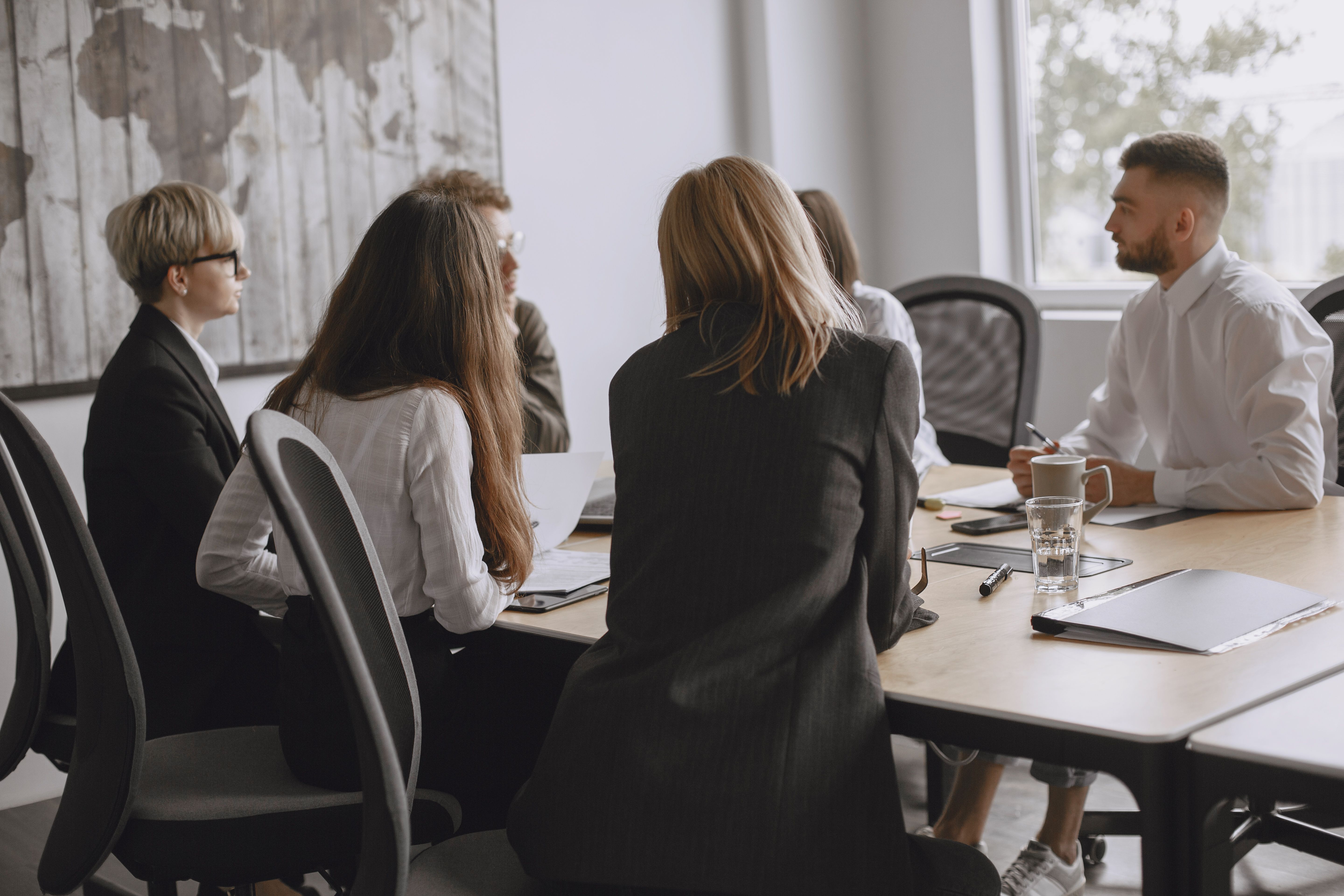 TreviPay vs Defacto: Which B2B Payment Solution Fits Your Business?