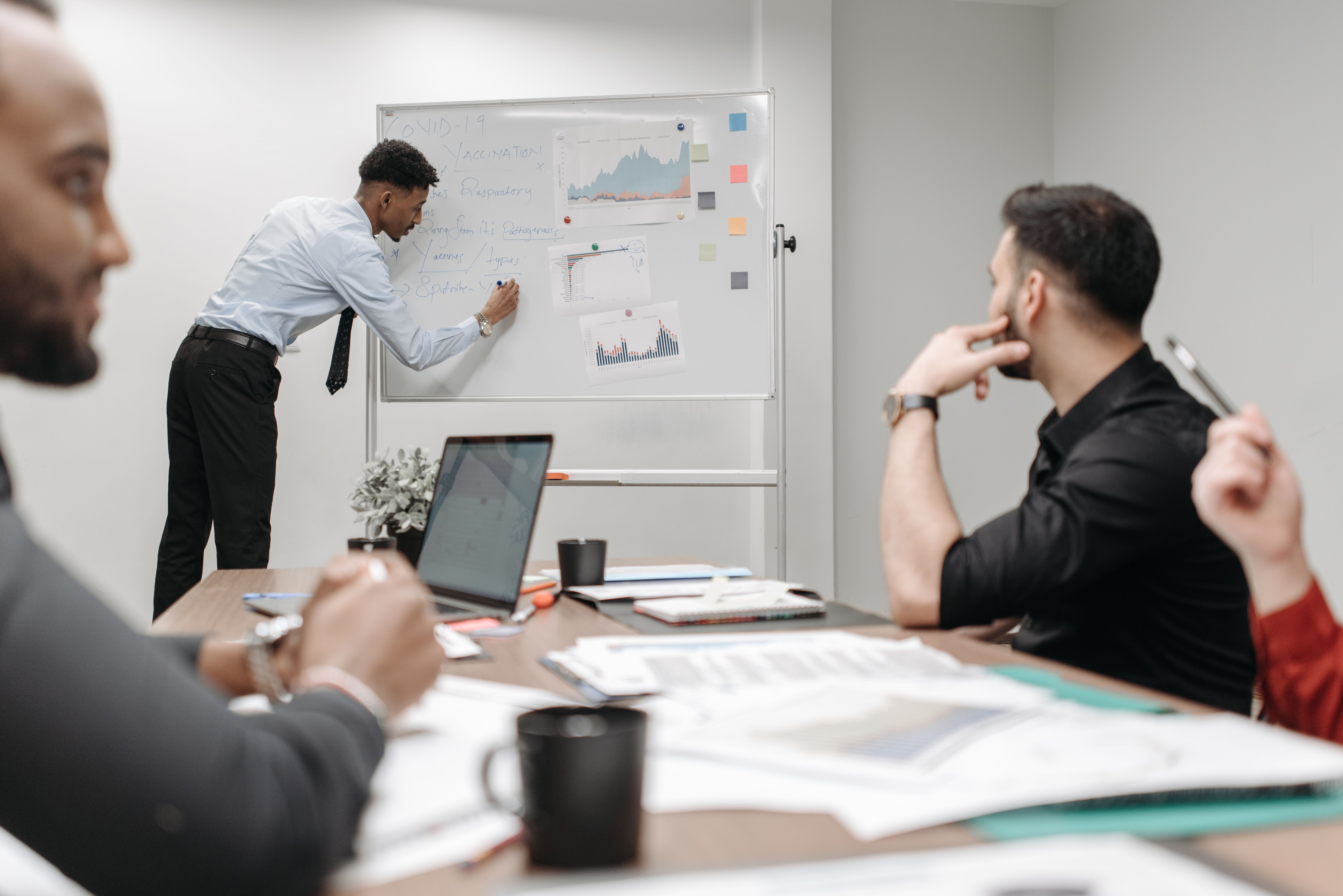 Salesforce's AR at Scale: How SaaS Companies Manage Collections and Cash Flow