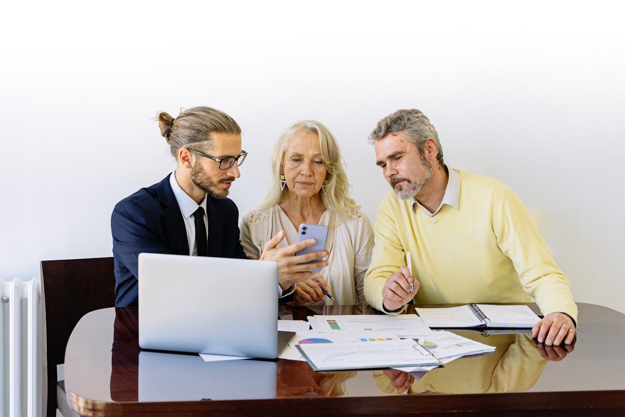 How Electronics Distributors Can Approve Credit Applications in Seconds