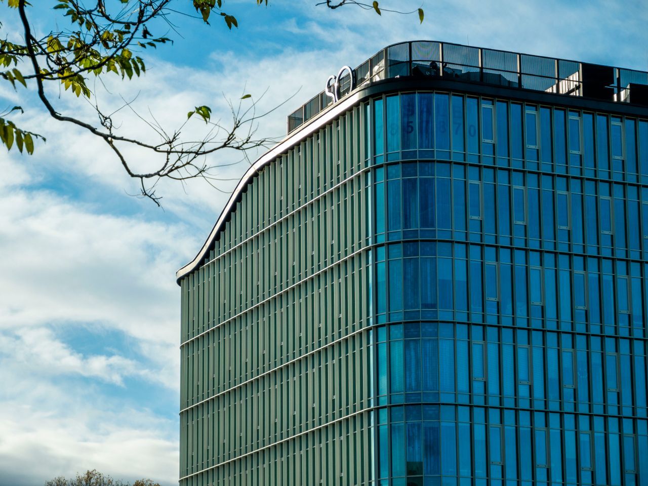Dell's Negative Cash Conversion Cycle: How Dell Gets Paid Before It Pays Suppliers