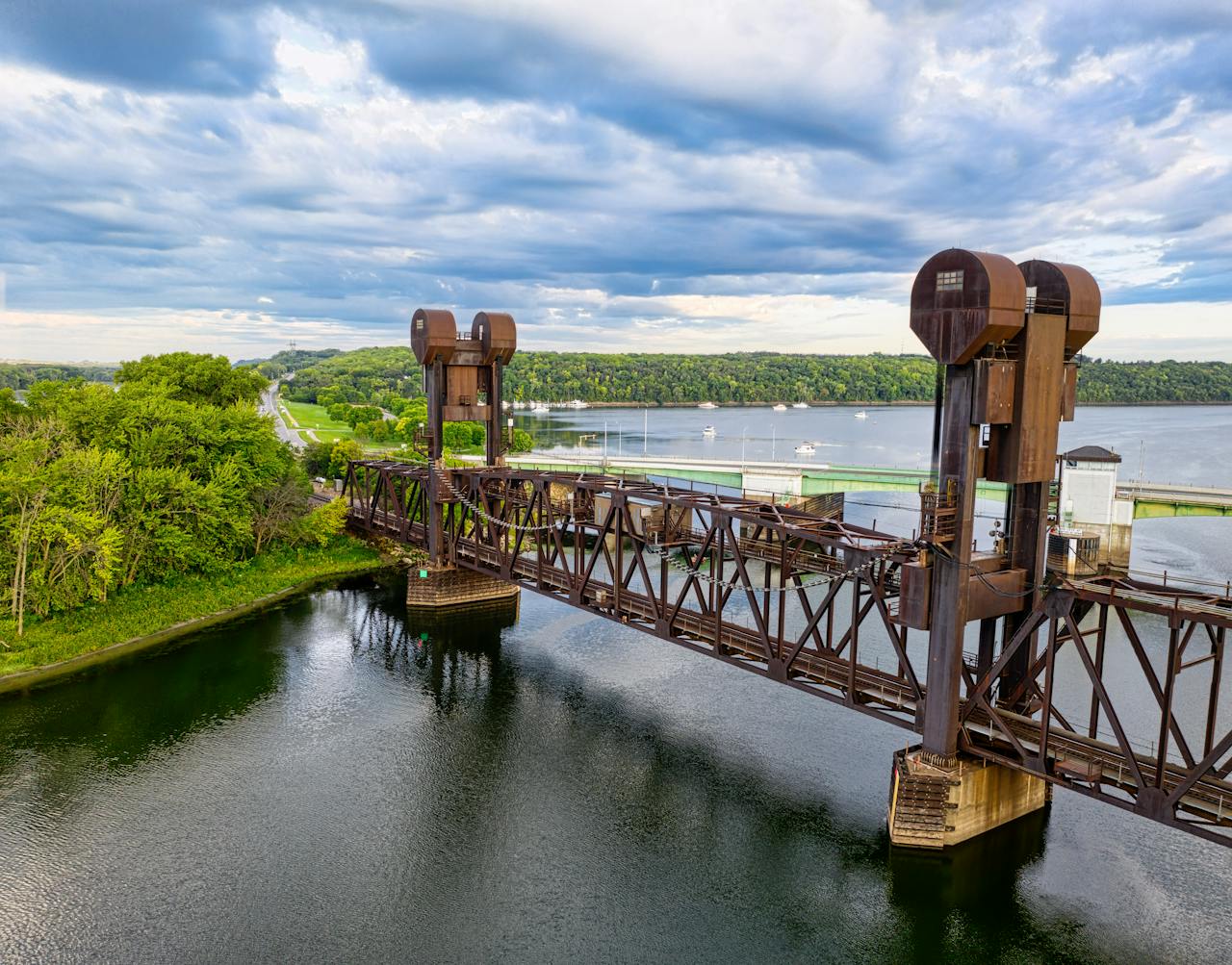 Licensing Requirements For Supply Chain Companies In Wisconsin