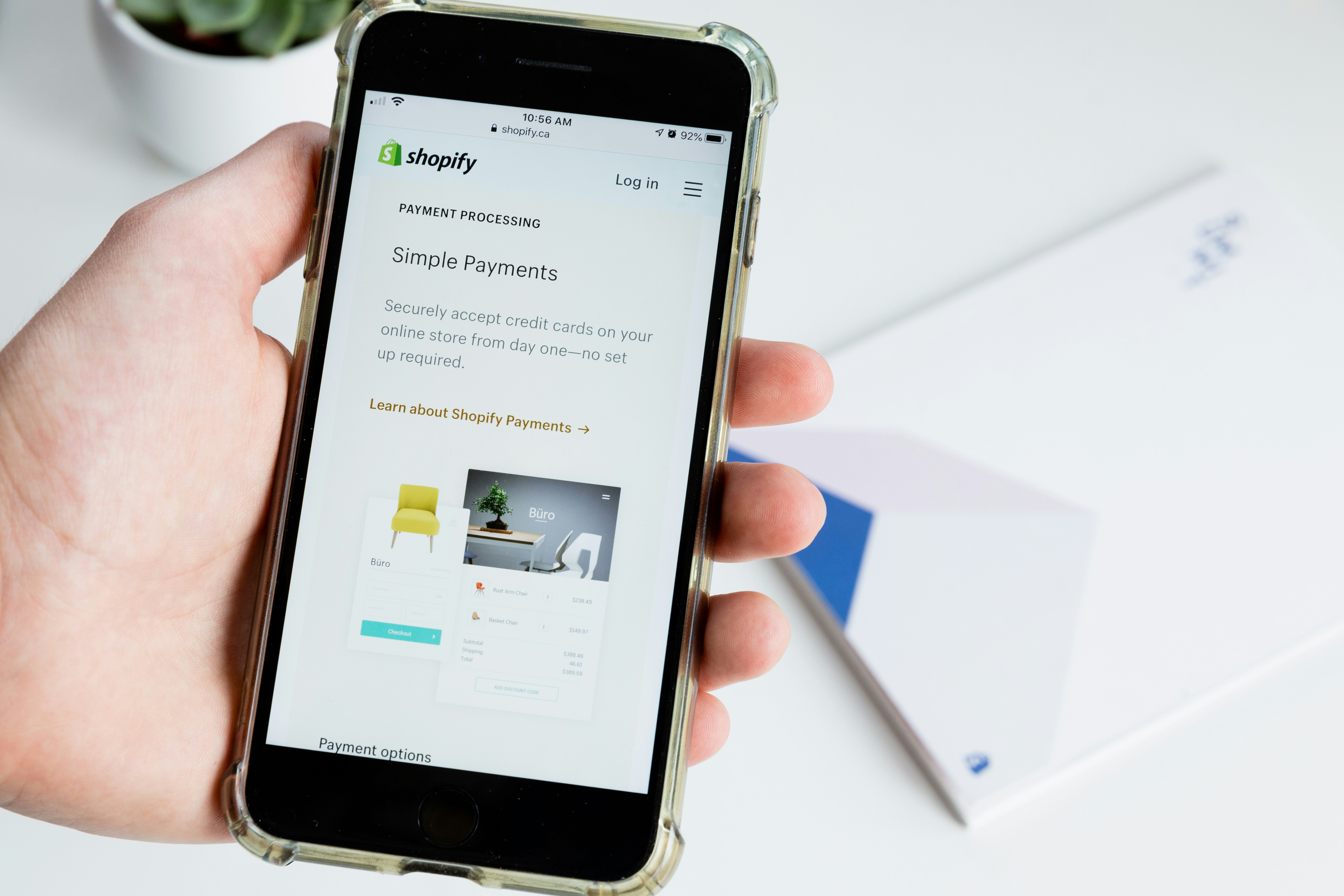 Handshake (Shopify) Wholesale: How It Works and How to Offer B2B Terms Like Shopify